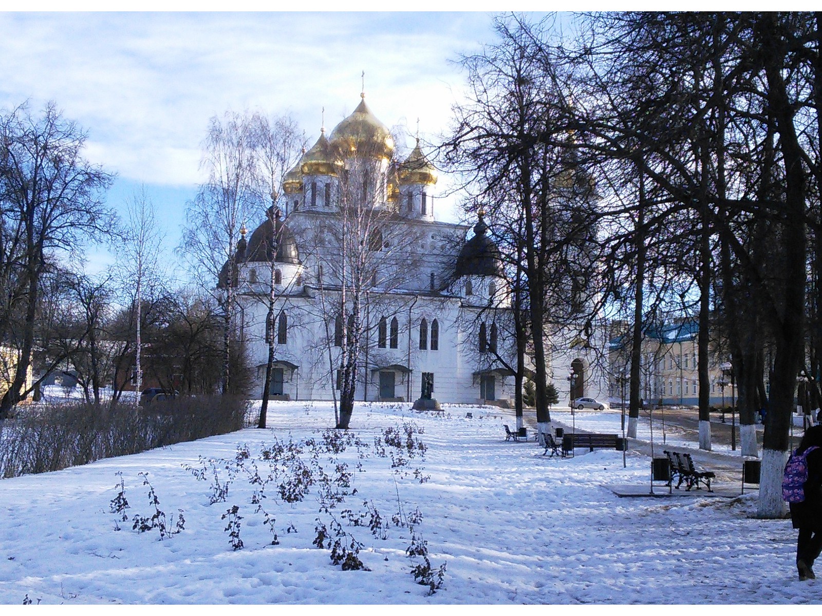 На территории Дмитровского кремля сохранились образцы русского зодчества, фото Константин Исааков