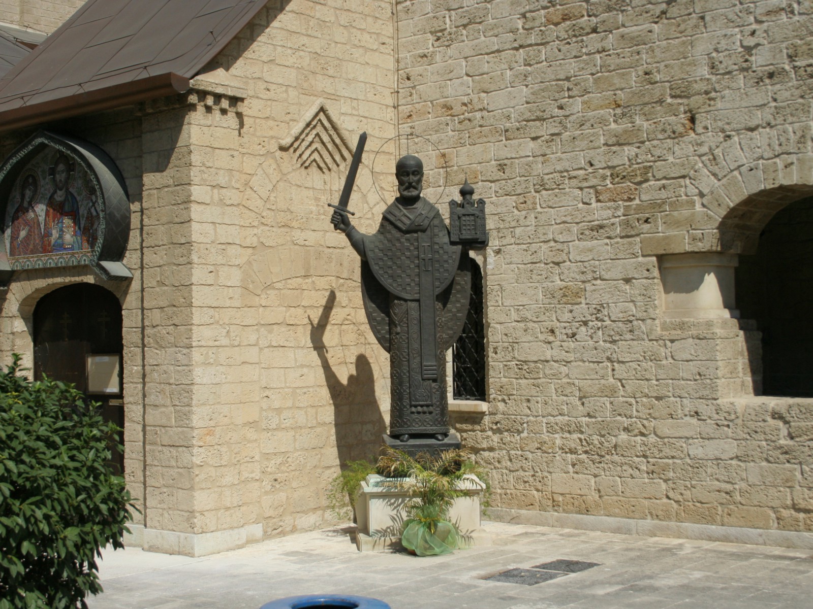 Статуя св. Николая работы В. М. Клыкова, фото Олег Алексеев