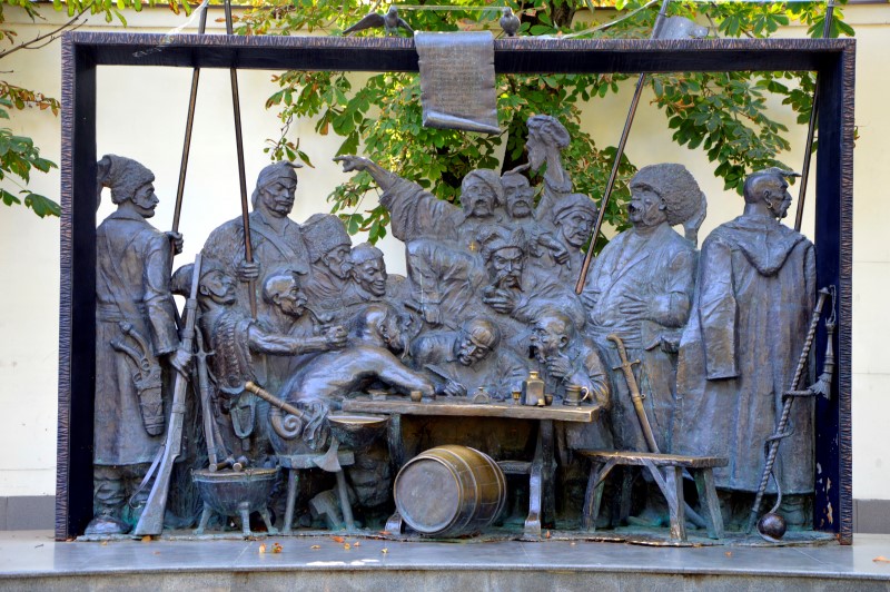 Скульптурная композиция «Запорожцы пишут письмо турецкому султану», фото Анастасия Супрун