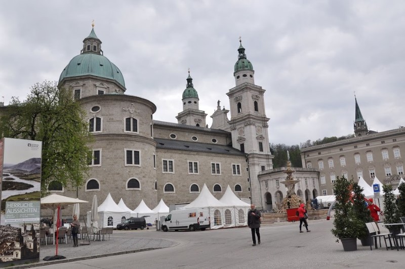 На площади Резиденции (Residenzplatz) расположен Зальцбургский кафедральный собор, © Александра Полянская