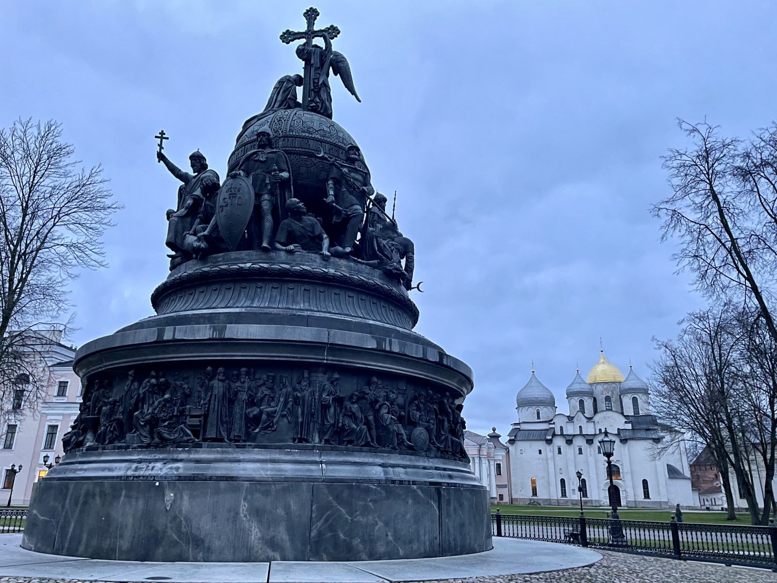 Памятник «Тысячелетие России» в Великом Новгороде, © Л. Александрова